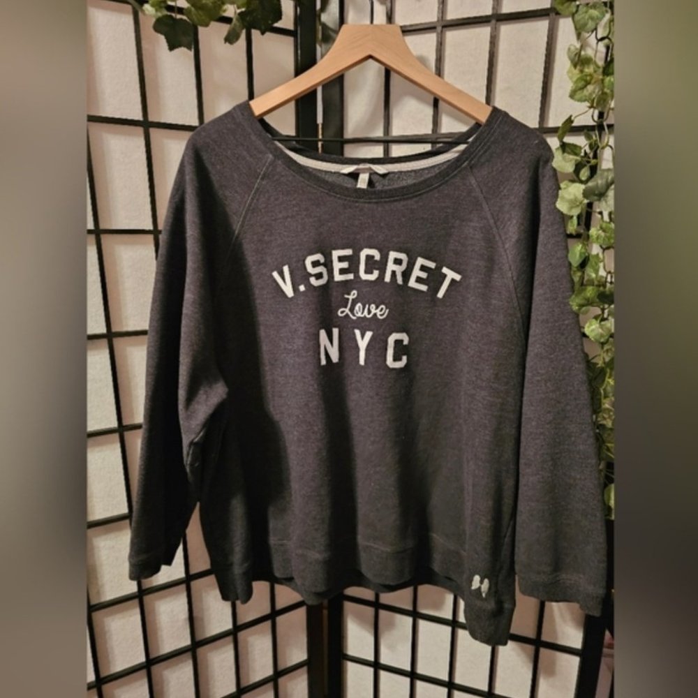 Victoria Secret NY Sweater​ Size XL
